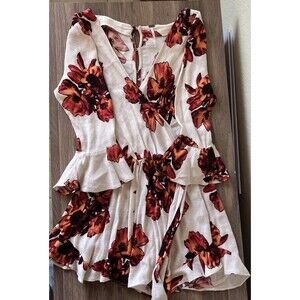 Free People Romper Womens XS Red/Orange floral buttons shorts Keyhole 3/4 sleeve